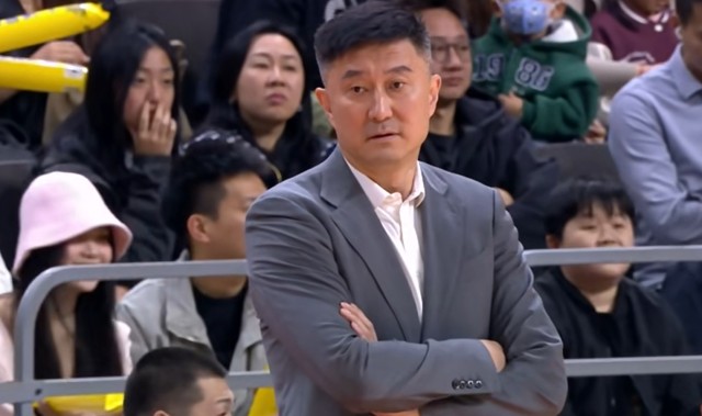 CBA名记：广东队2名球员，已经被杜锋边缘化