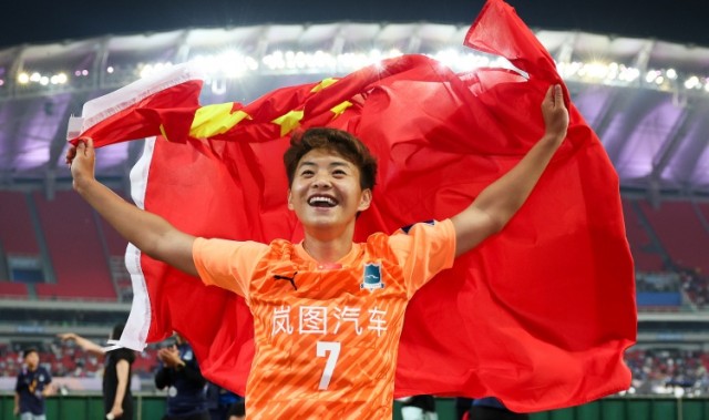 湖北日报：面临魔鬼赛程！武汉女足本赛季将五线作战