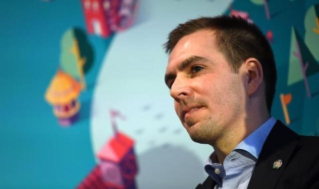 移动游戏APP-拉姆：巴黎圣日耳曼？赢了政治输了球