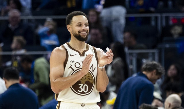 百家乐APP下载安装-长线培养收获喜悦！科尔四后卫阵容刀刀暴击 库里终于能幸福躺赢