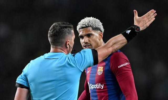 百家乐玩法详解-巴萨出局裁判全责？哈维还能做点啥吗？